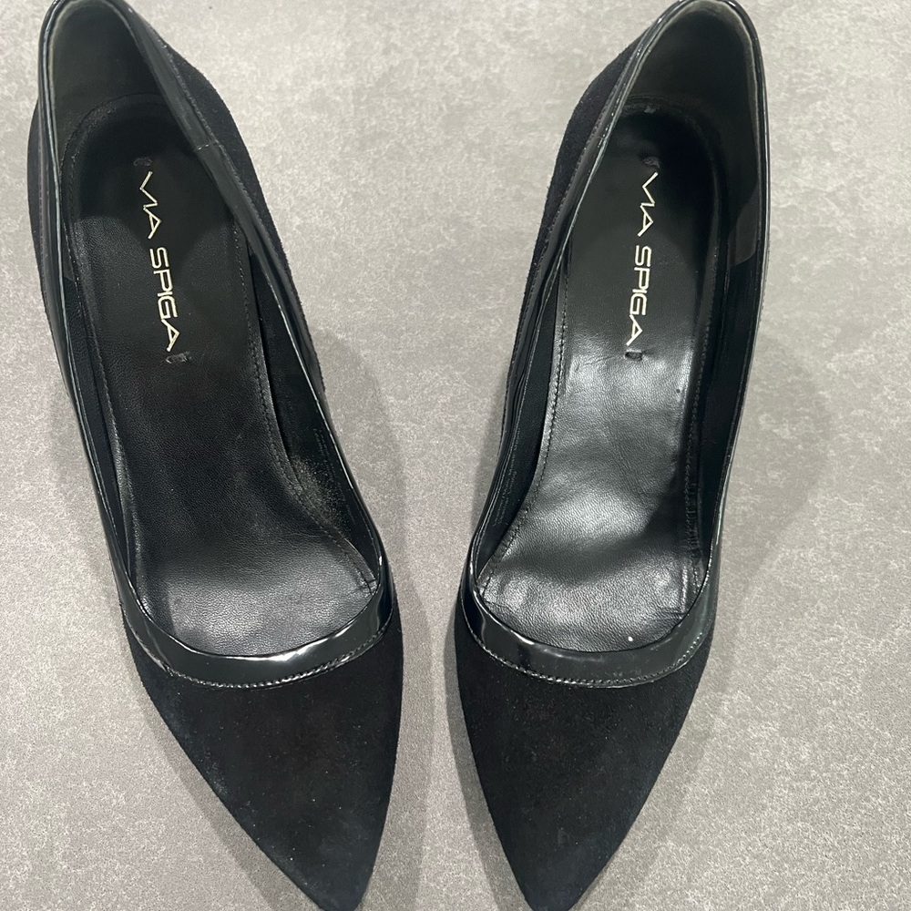 Via Spiga Black Pointed Toe Heels